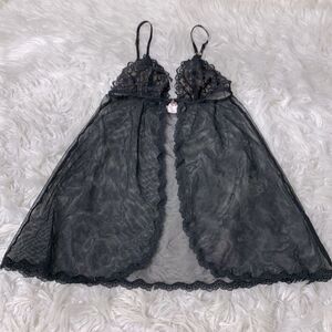 🟢3 for $20 —— VICTORIA’s Secret Very Sexy lingerie mesh/lace front closure XS